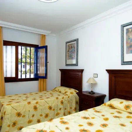 Апартаменти One Bedroom With Wifi And Pool, Close To The Beach Puerto Del Carmen Пуерто-дель-Кармен
