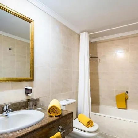 Апартаменти One Bedroom With Wifi And Pool, Close To The Beach Puerto Del Carmen Пуерто-дель-Кармен